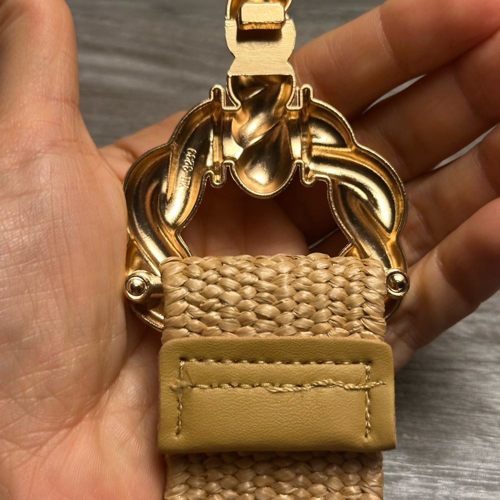 Elegant Gold Chain Tan Belt - Picture 4 of 6